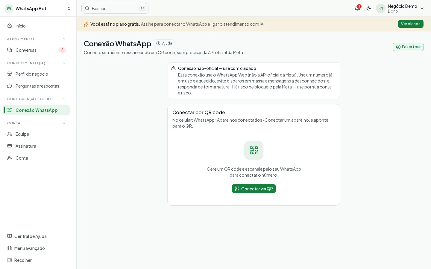 Tela de Conexão WhatsApp no painel do AEX, com o botão Conectar via QR code
